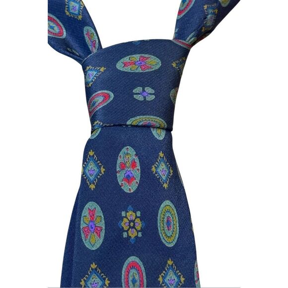 Yves Saint Laurent Men’s 100% Silk Necktie - Picture 1 of 9